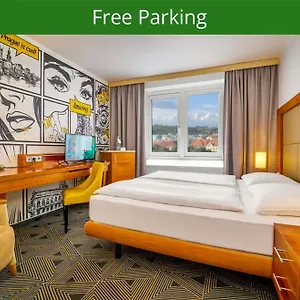 Uno Otel