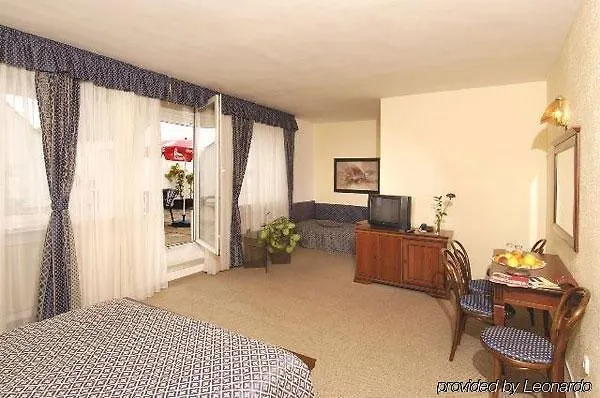 ****  Vanicek Hotel Prague Czech Republic